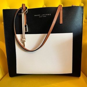 Like new Marc by Marc Jacobs color block tote.